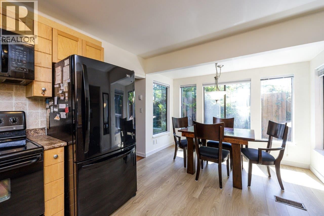 1061 GLADWIN DRIVE Image 9