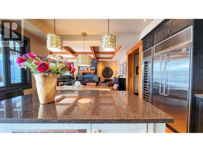 5125 INDIAN RIVER Drive | North Vancouver British Columbia | Slide Image Seventeen