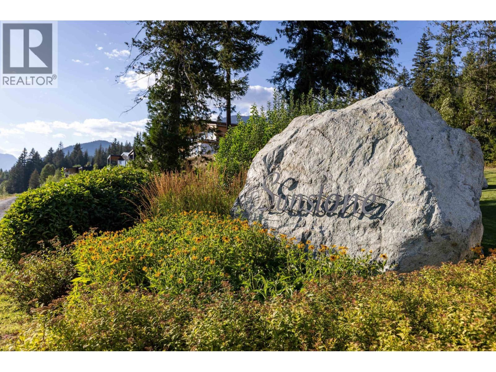 7634 SEVEN O'CLOCK DRIVE Image 1