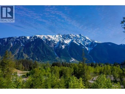 7634 SEVEN O'CLOCK Drive | Pemberton British Columbia | Slide Image Two