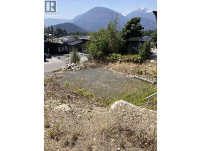 7634 SEVEN O'CLOCK Drive | Pemberton British Columbia | Slide Image Seven