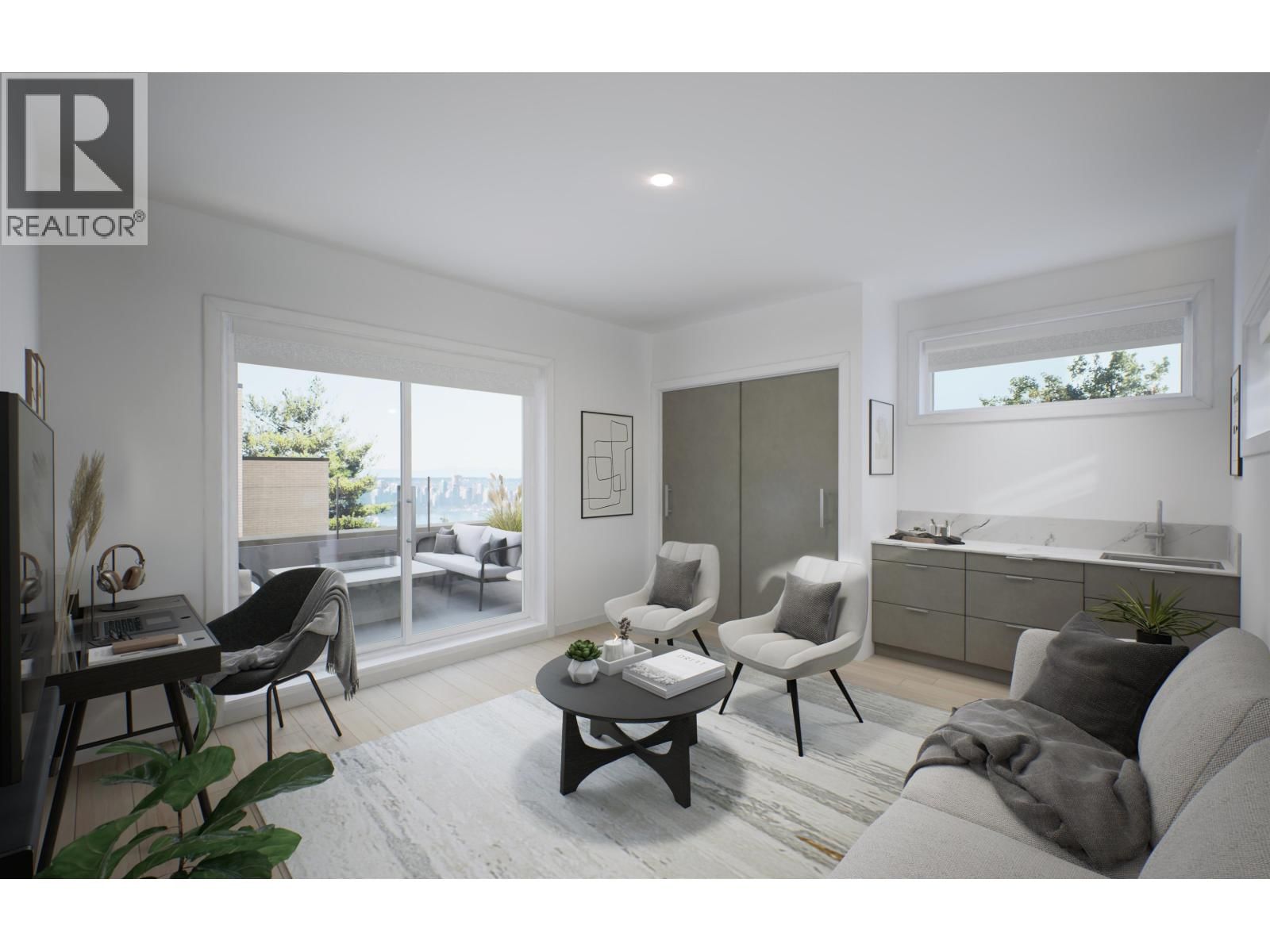 433 3RD Street, North Vancouver, British Columbia V7L 1G3