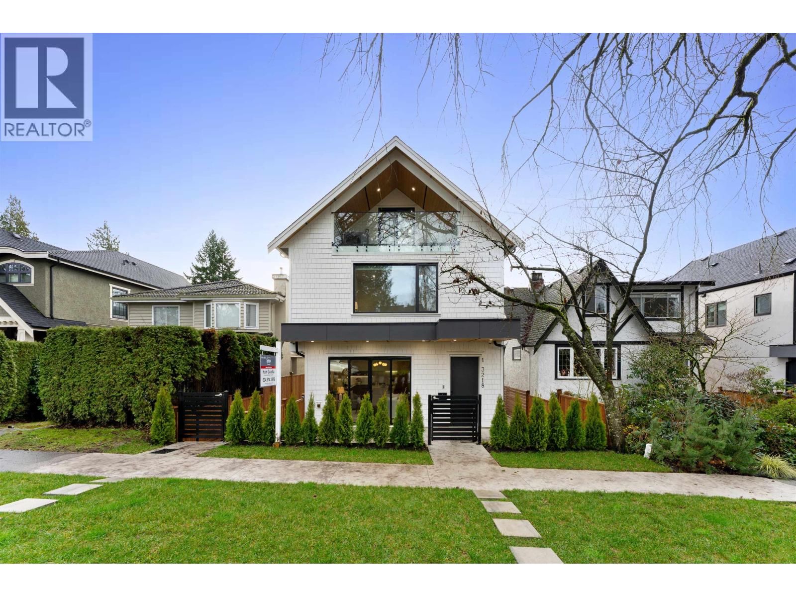 1 - 3218 38TH AVENUE Image 25