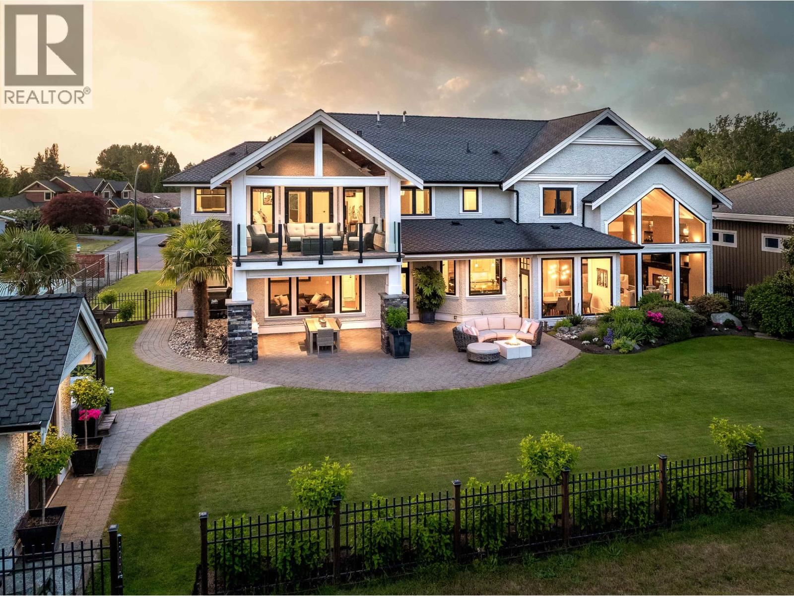 860 JACKSON Way, Delta, British Columbia V4L 1W4
