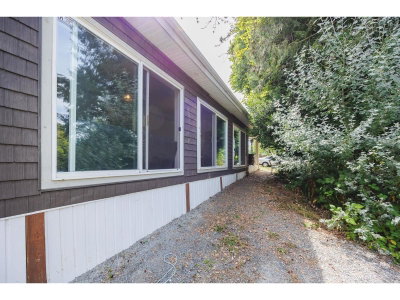 488 240 Street | Langley British Columbia | Slide Image Eight