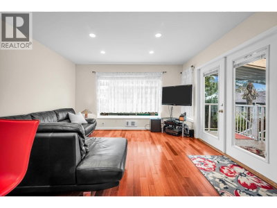 773 PRAIRIE Avenue | Port Coquitlam British Columbia | Slide Image Eighteen