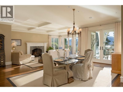 6154 GLENEAGLES Drive | West Vancouver British Columbia | Slide Image Nine