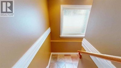 467 KINGS Road | North Vancouver British Columbia | Slide Image Twelve