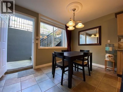 467 KINGS Road | North Vancouver British Columbia | Slide Image Twenty-nine