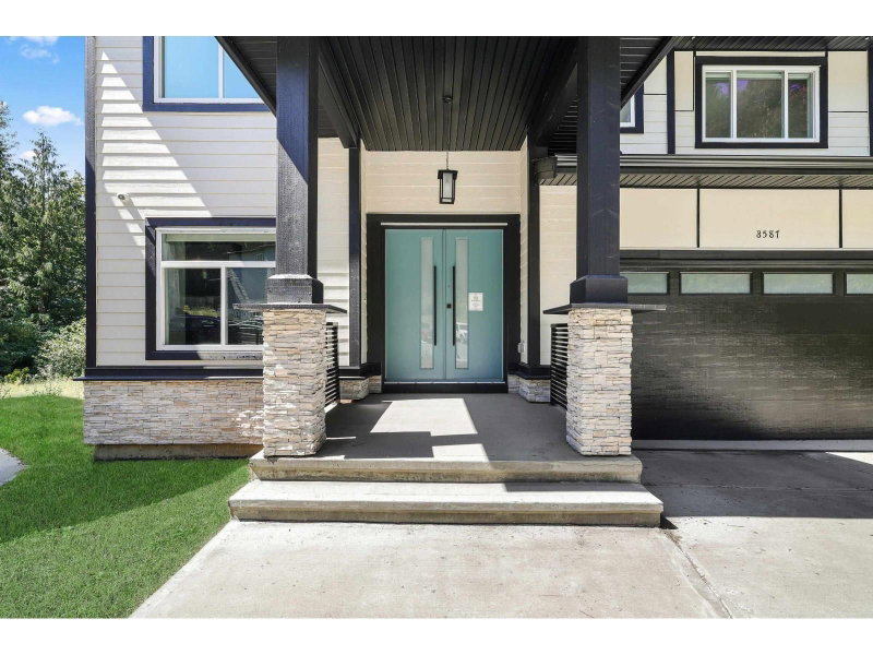 8587 FOREST GATE Drive Chilliwack British Columbia, V4Z 0C7 - 6 Bedrooms Home For Sale
