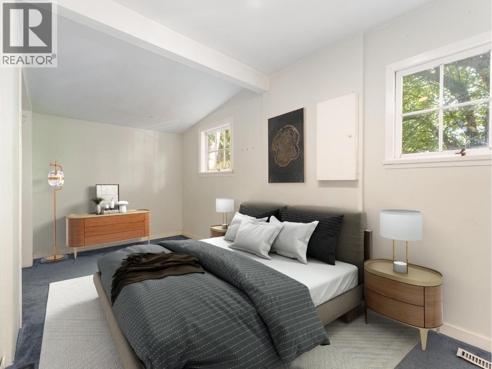 4150 DOLLARTON HIGHWAY Image 25