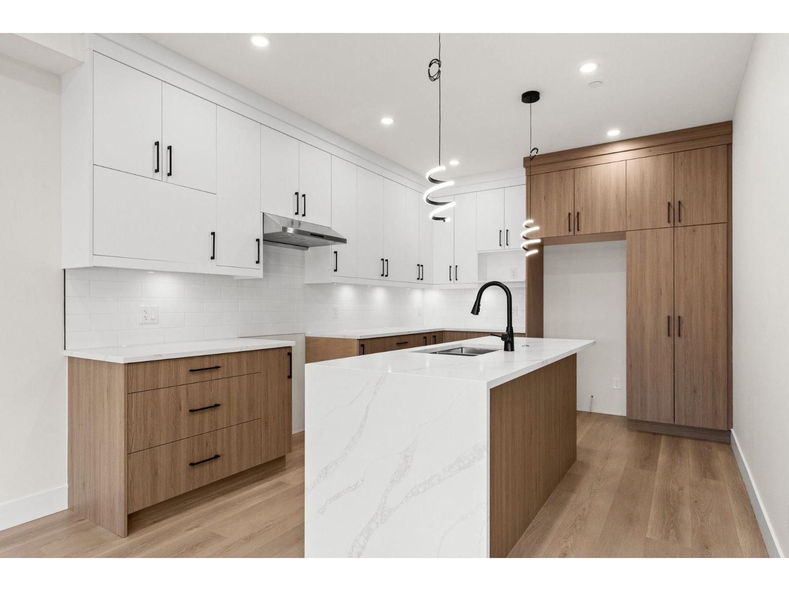 8576 DUNBAR WAY Image 13