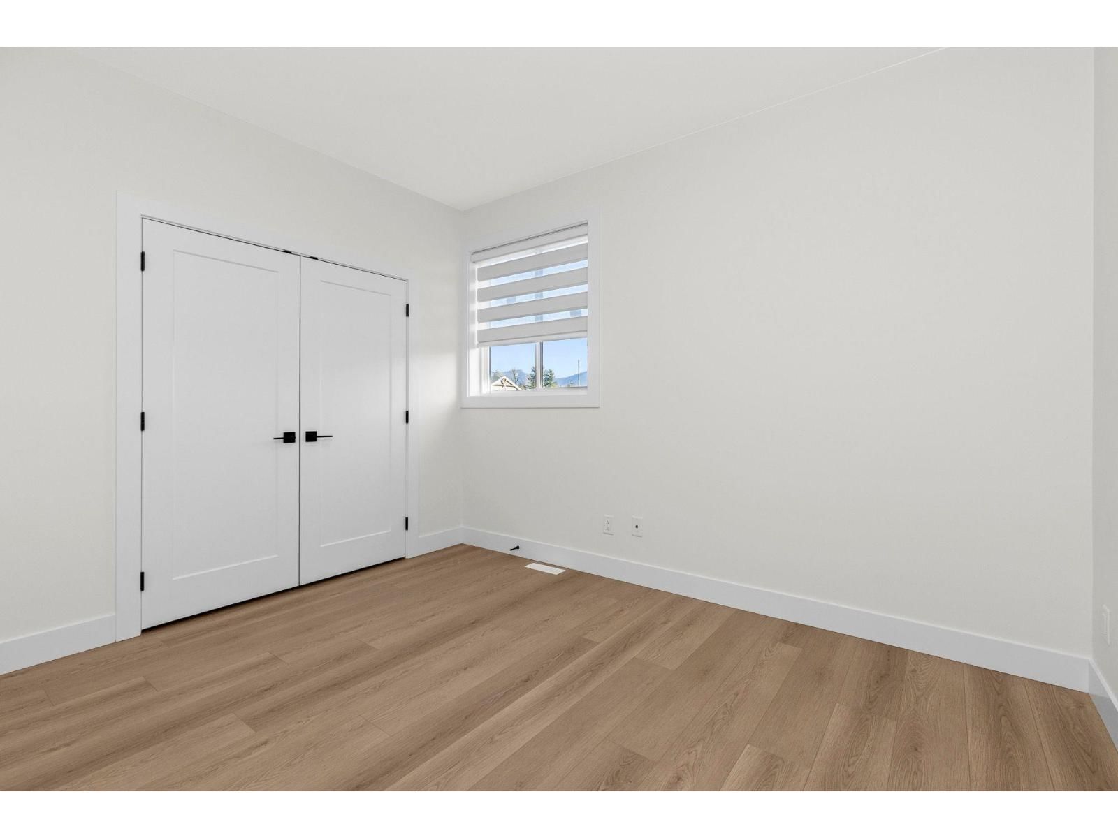 8576 DUNBAR WAY Image 25