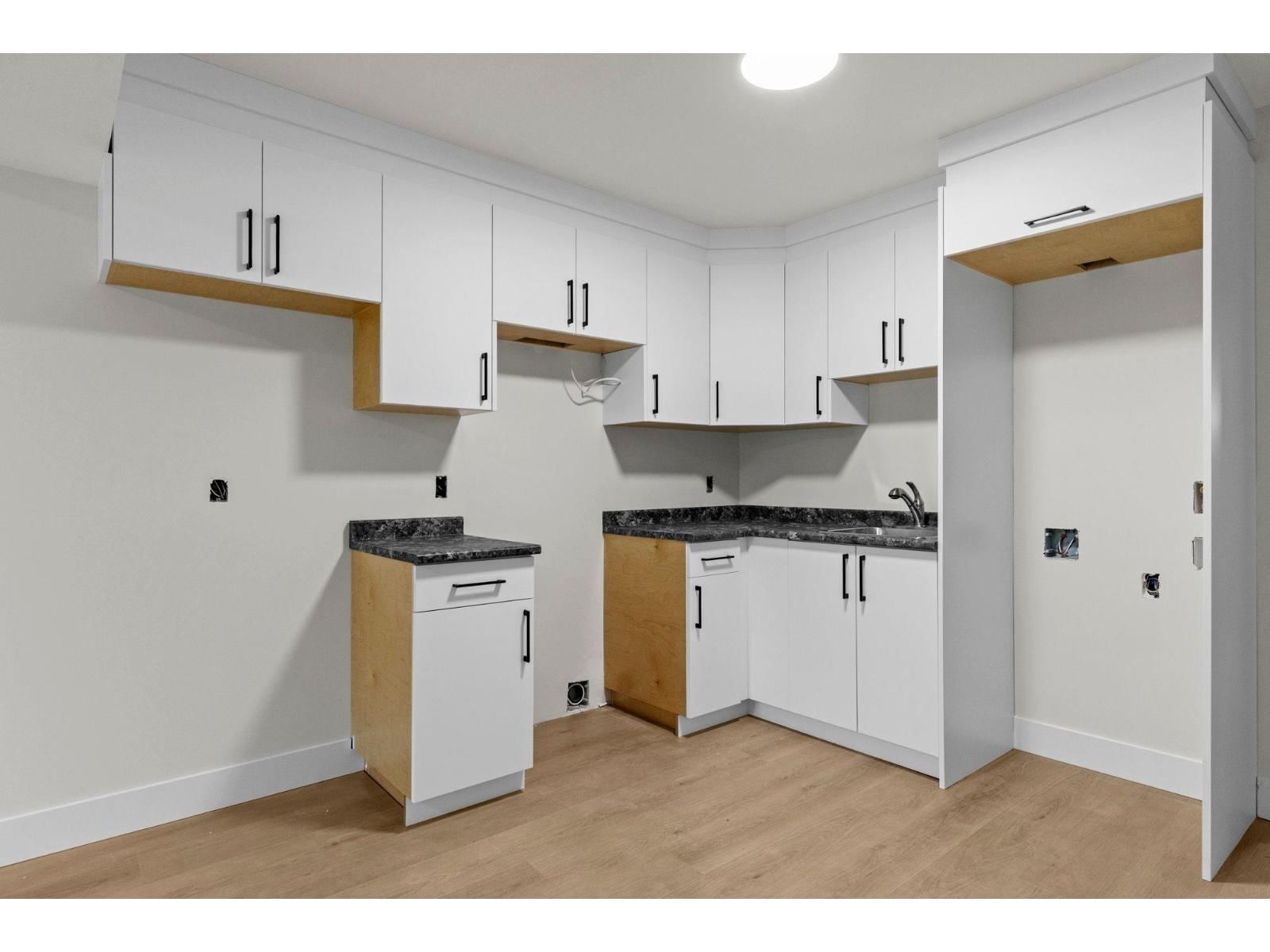 8576 DUNBAR WAY Image 28