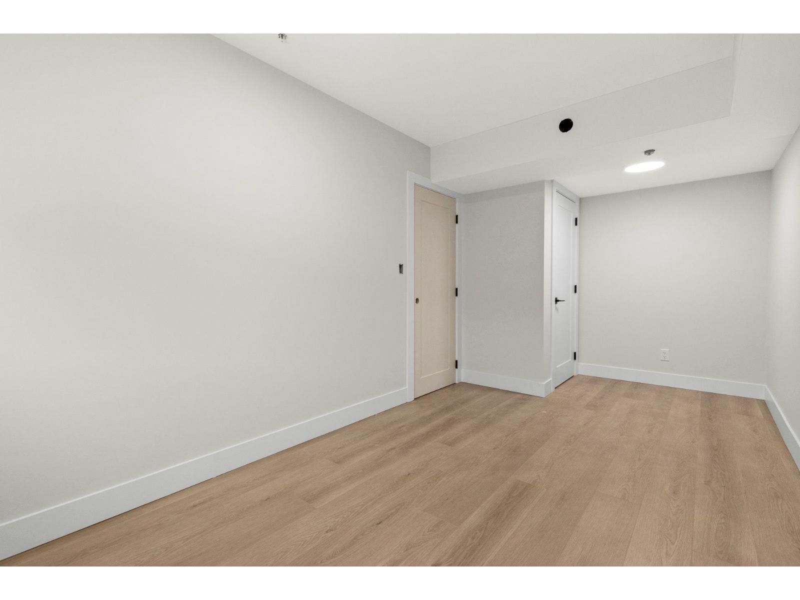 8576 DUNBAR WAY Image 31