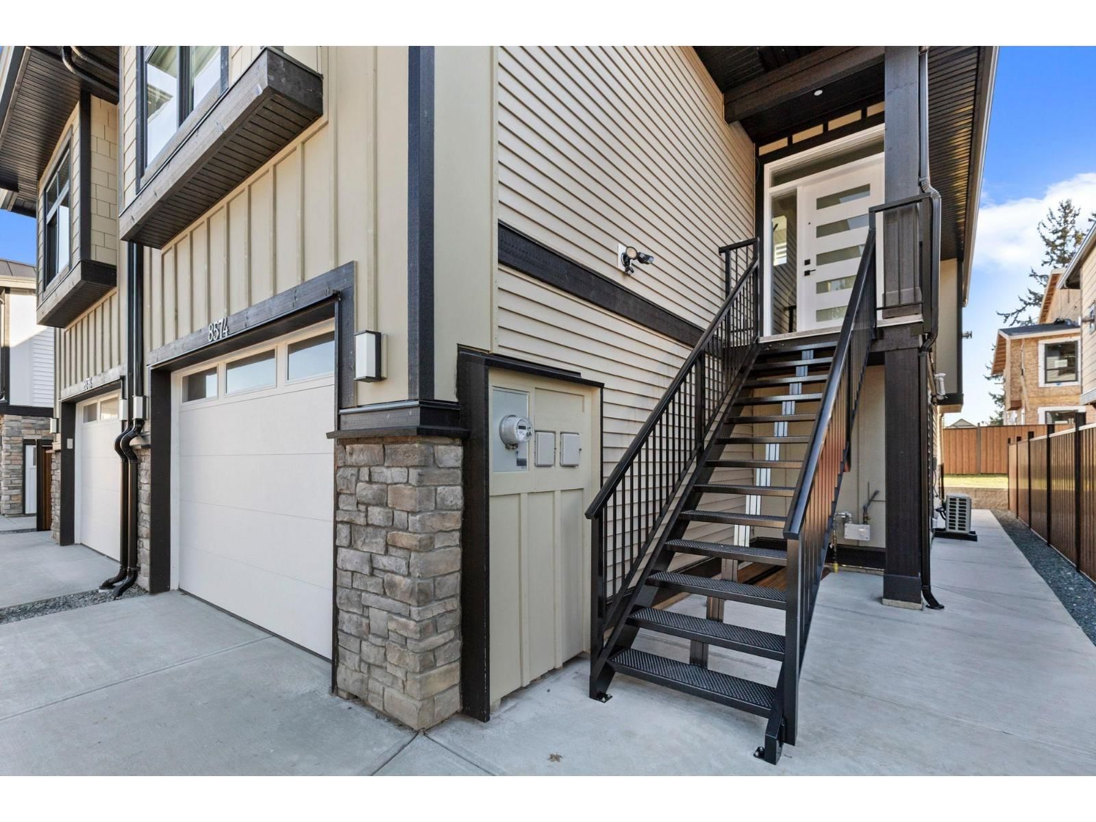 8574 DUNBAR WAY Image 4