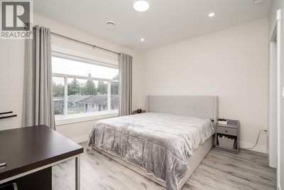 3080 OXFORD Street | Coquitlam British Columbia | Slide Image Fifteen