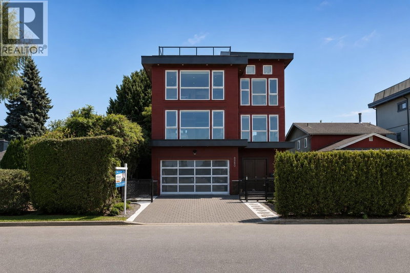 8280 COLONIAL Drive Richmond British Columbia, V7C 4T4 - 8 Bedrooms Home For Sale