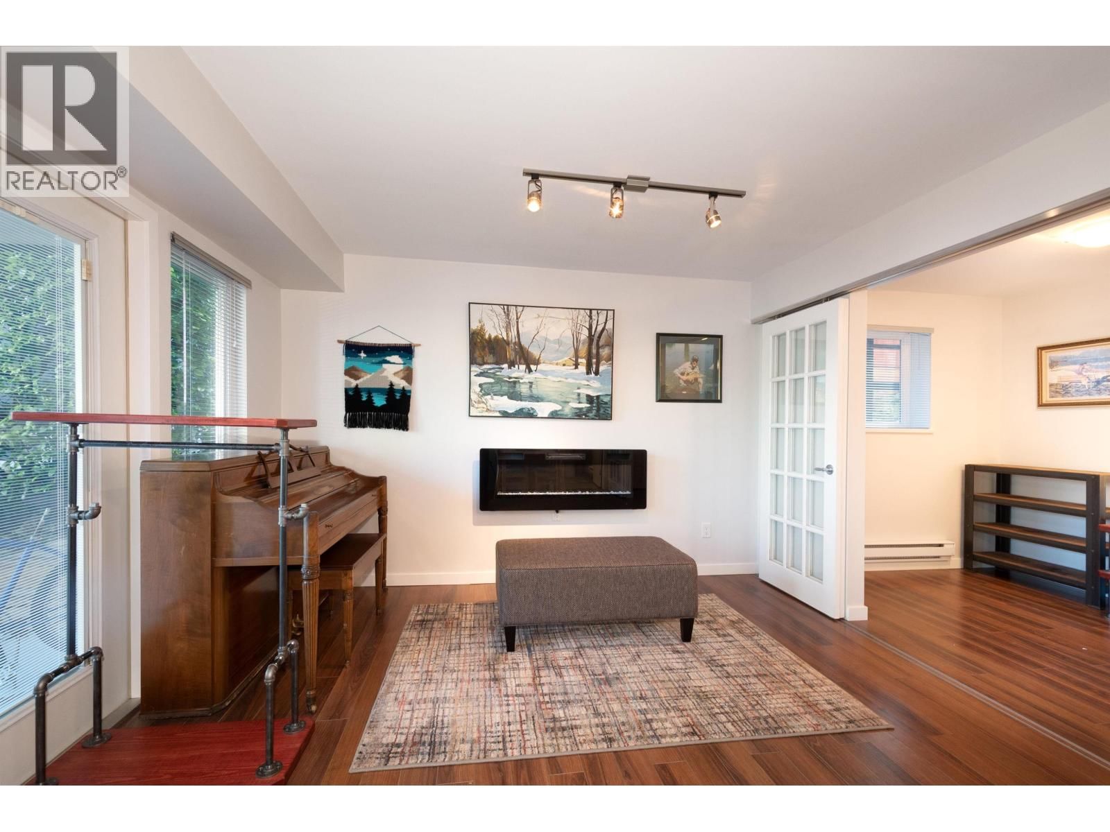 2341 PANORAMA DRIVE Image 26