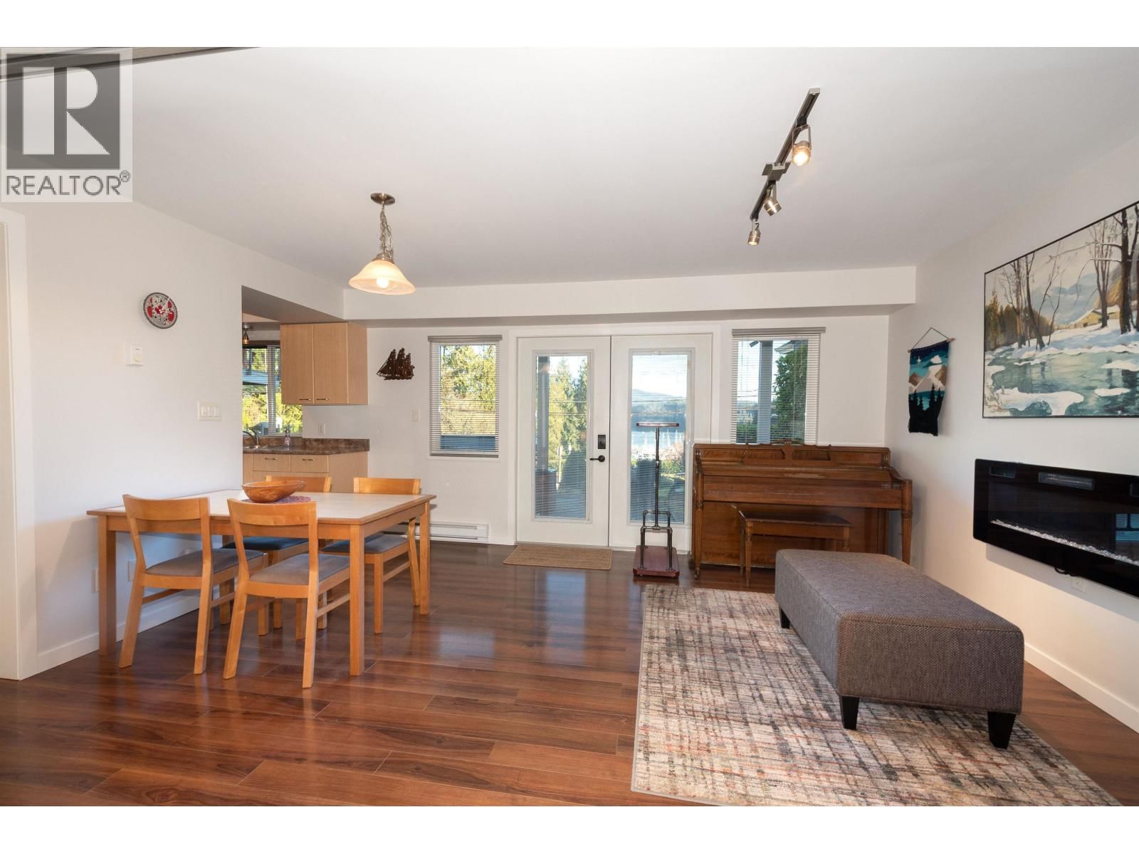 2341 PANORAMA DRIVE Image 27