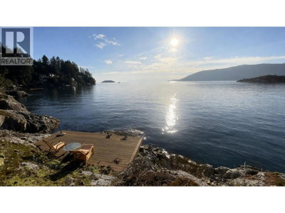 6648 MARINE Drive | West Vancouver British Columbia | Slide Image One