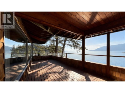 6648 MARINE Drive | West Vancouver British Columbia | Slide Image Five