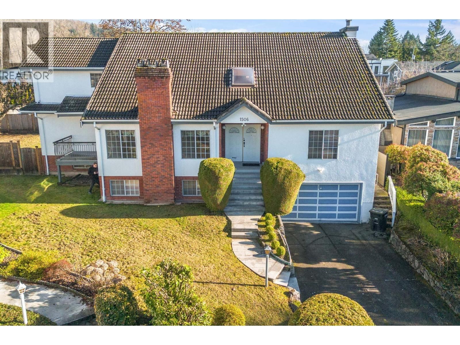 1506 GILES Place, Burnaby, British Columbia V5A 3K6
