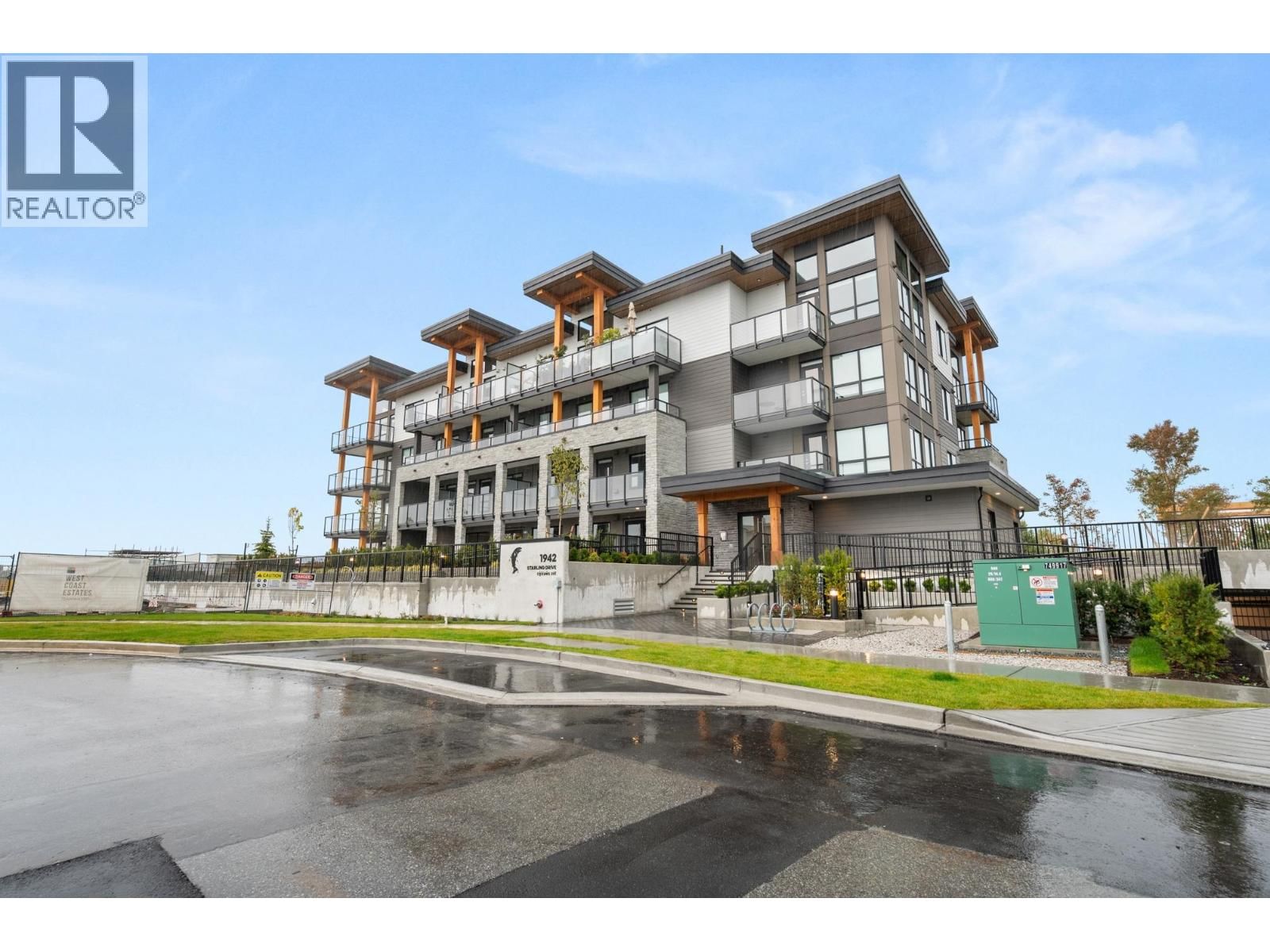 1942 STARLING Drive, Delta, British Columbia V4M 0C7