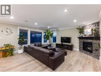 10875 CARMICHAEL Street | Maple Ridge British Columbia | Slide Image Nineteen