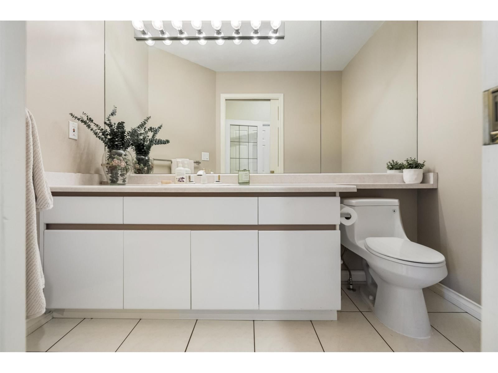 13 - 6211 W. BOUNDARY DRIVE Image 14