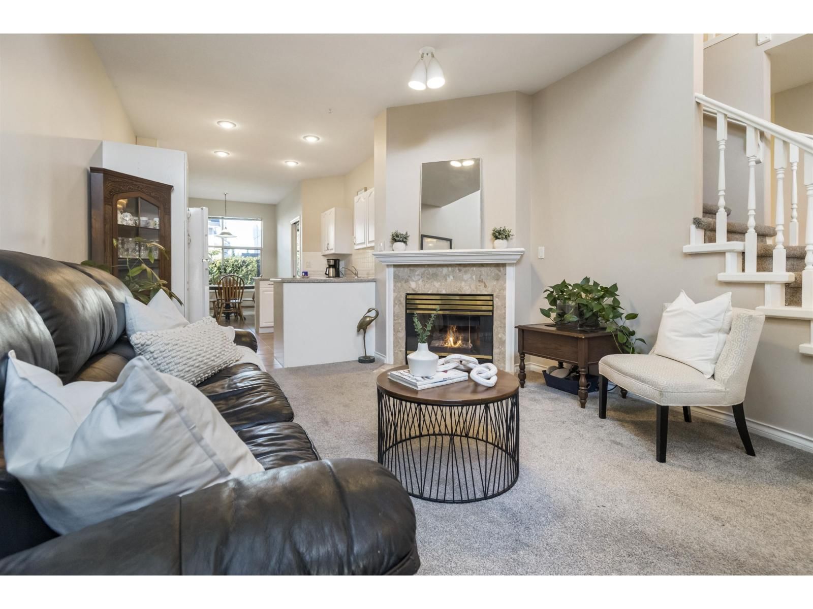 13 - 6211 W. BOUNDARY DRIVE Image 3