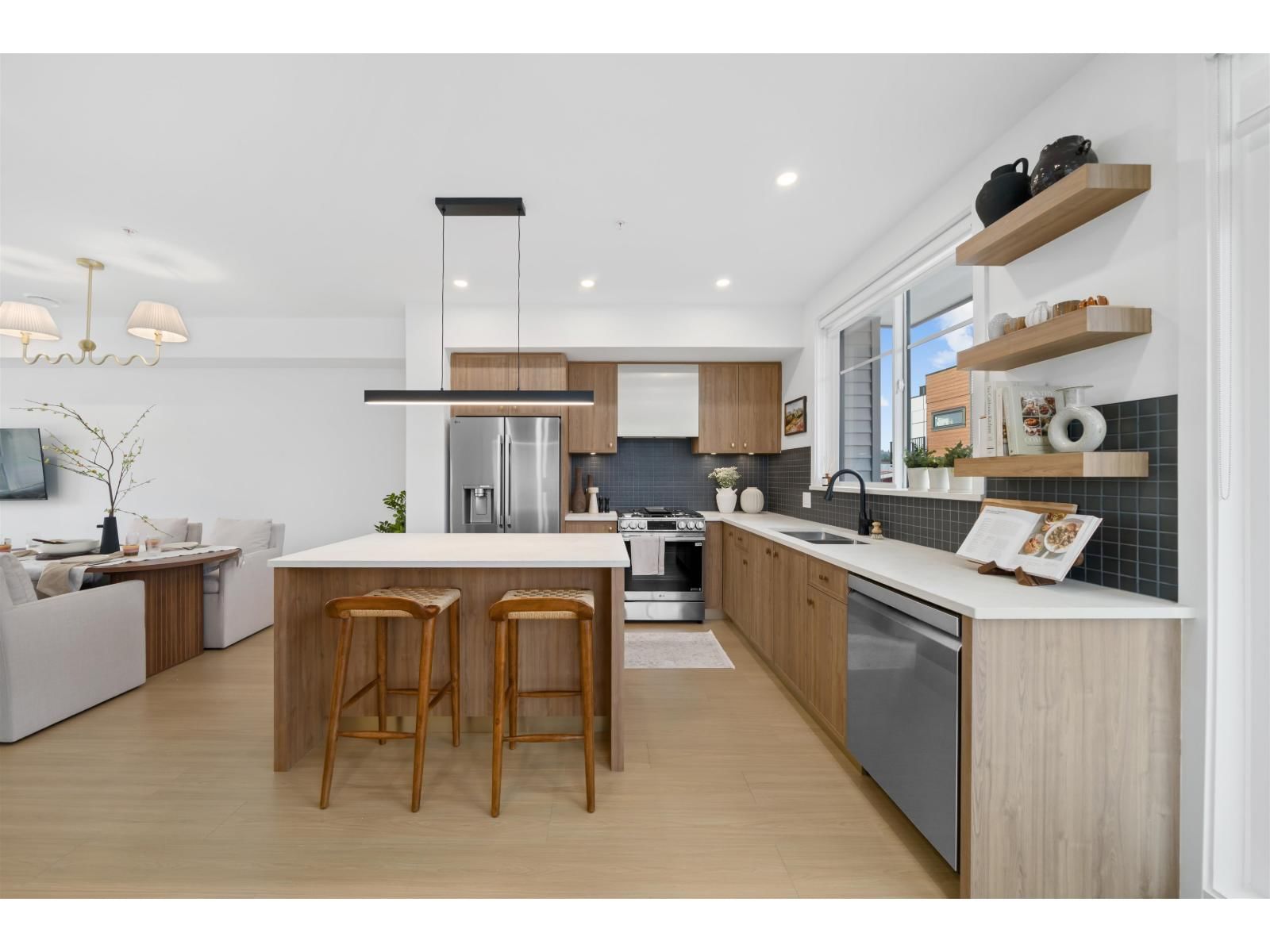 8 - 32929 CHERRY AVENUE Image 12