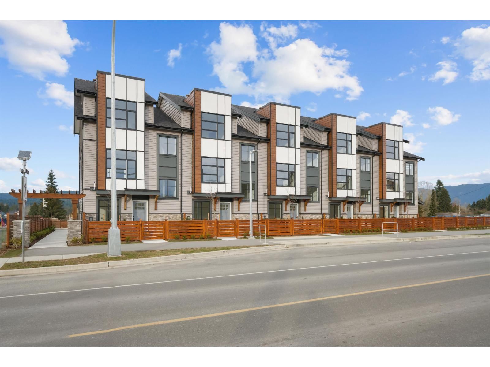 48 - 32929 CHERRY AVENUE Image 4