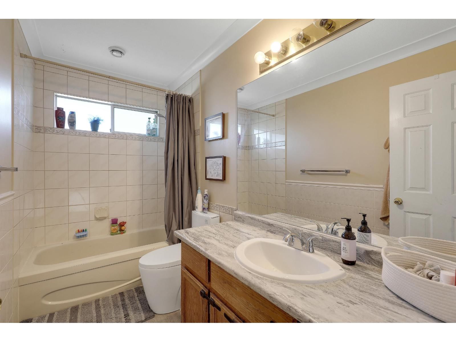 15662 91A AVENUE Image 12