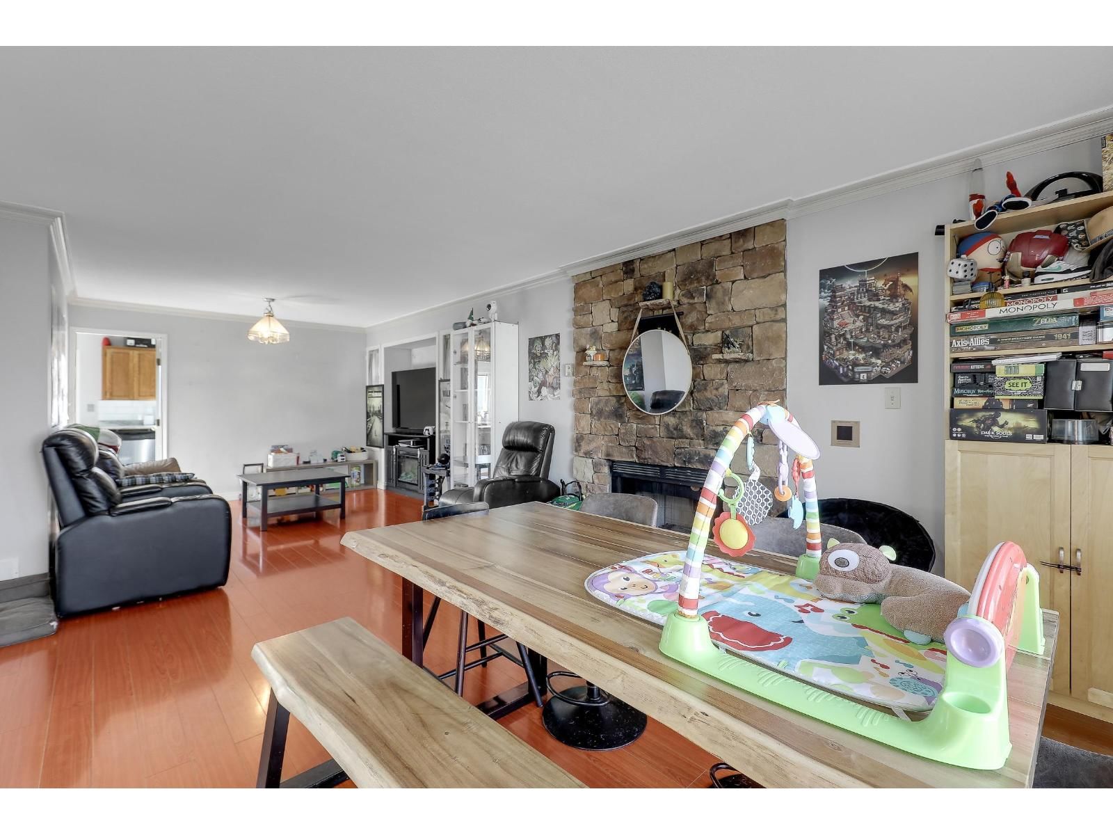 15662 91A AVENUE Image 18