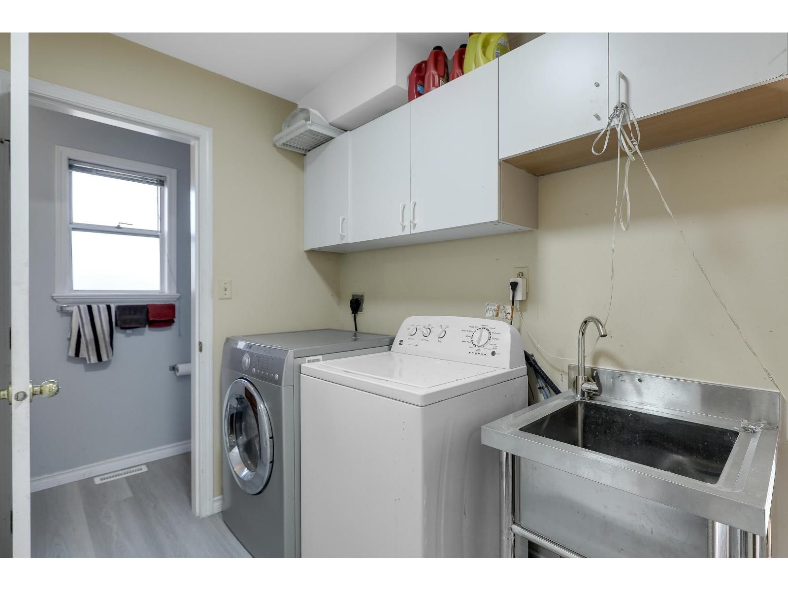 15662 91A AVENUE Image 30