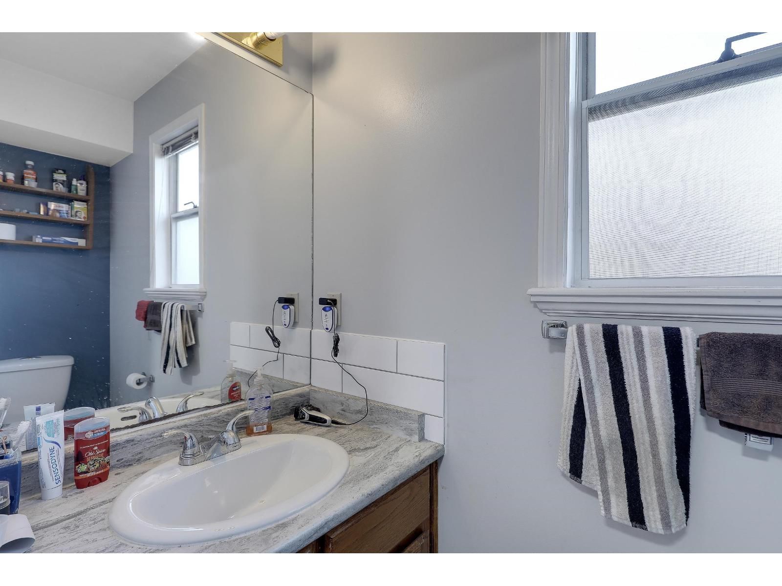 15662 91A AVENUE Image 31