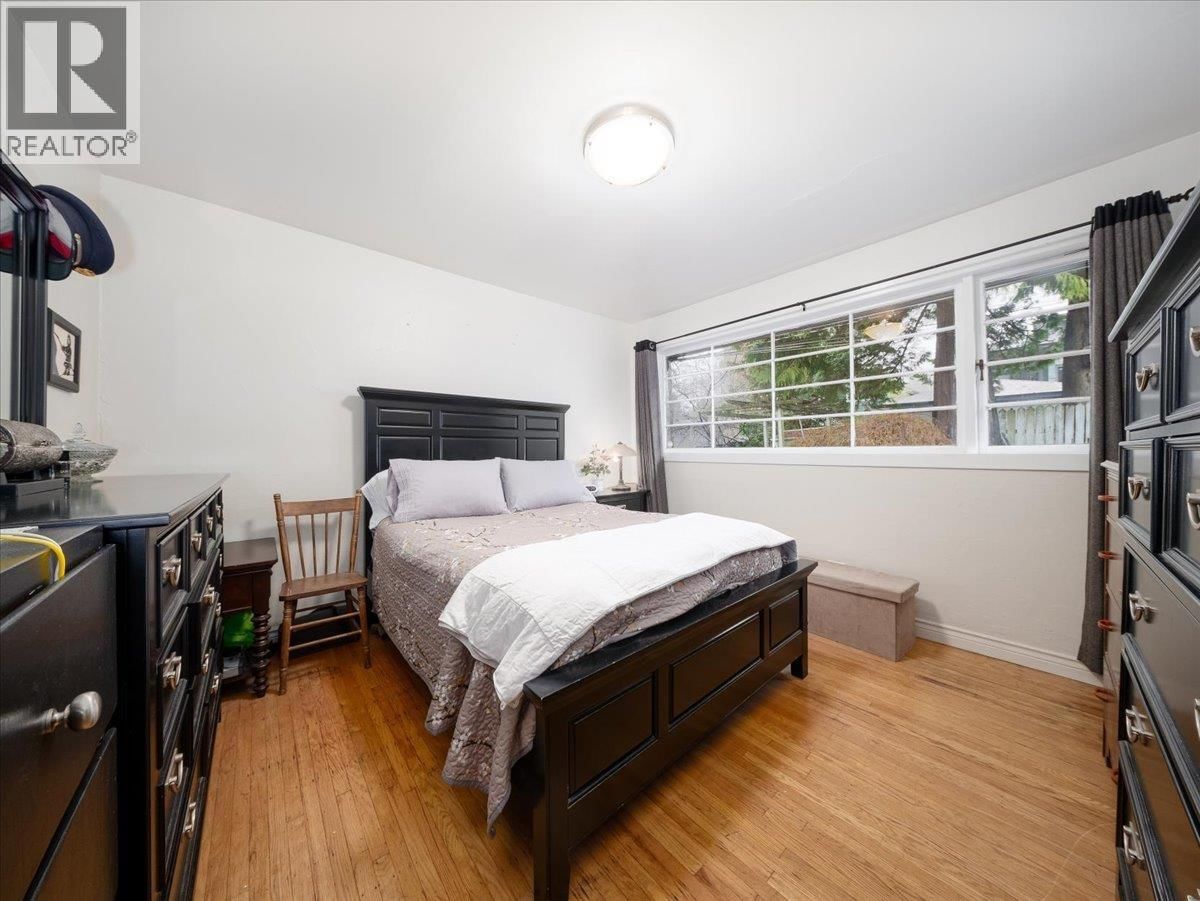 322 25TH STREET Image 10