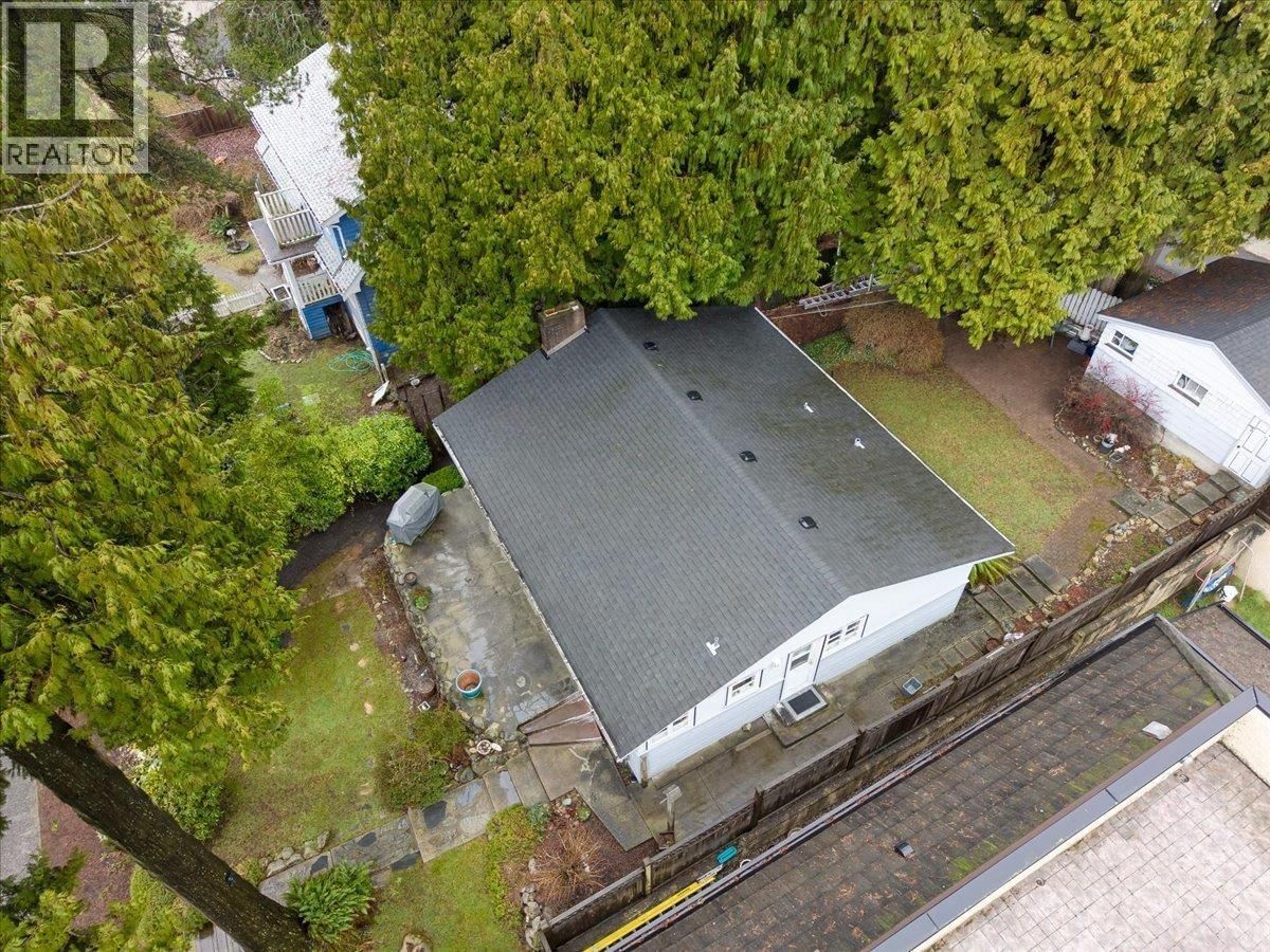 322 25TH STREET Image 24