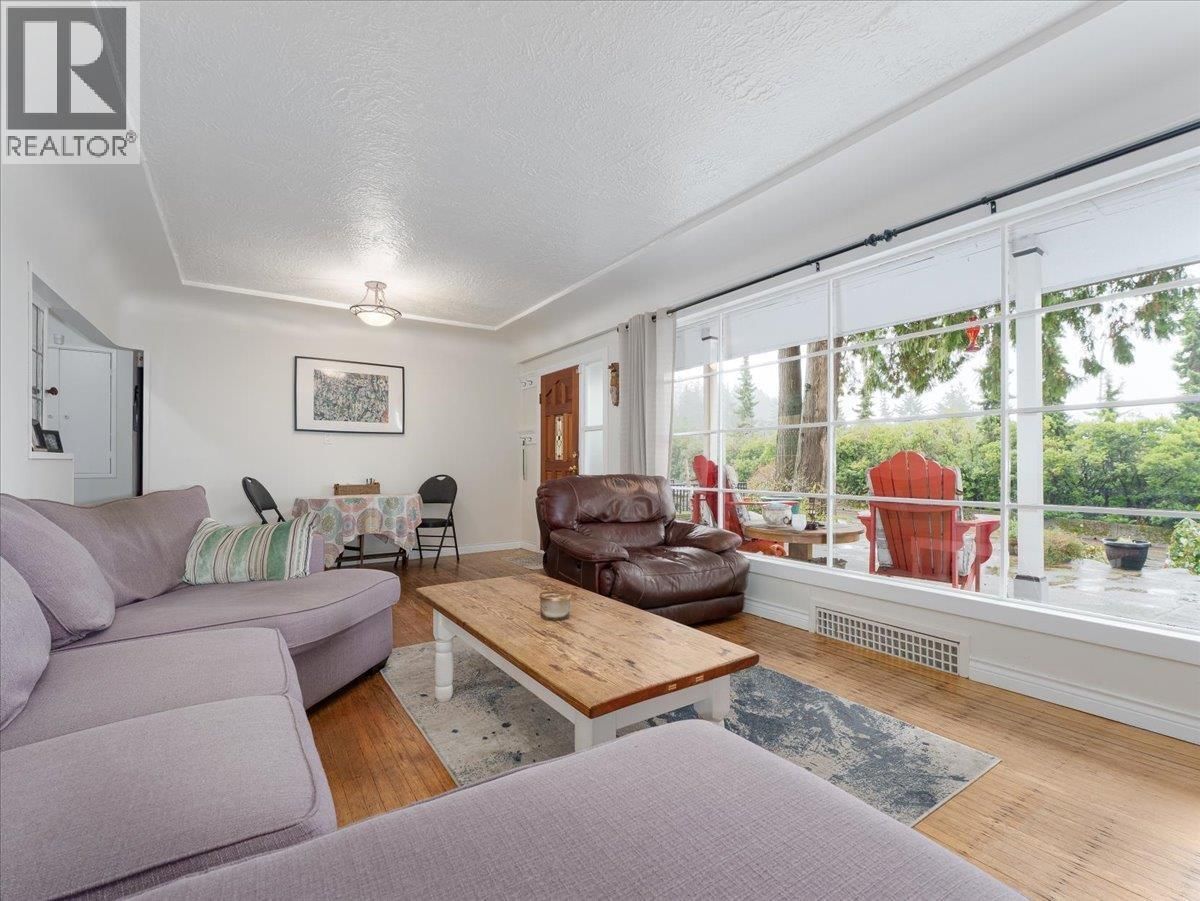 322 25TH STREET Image 5