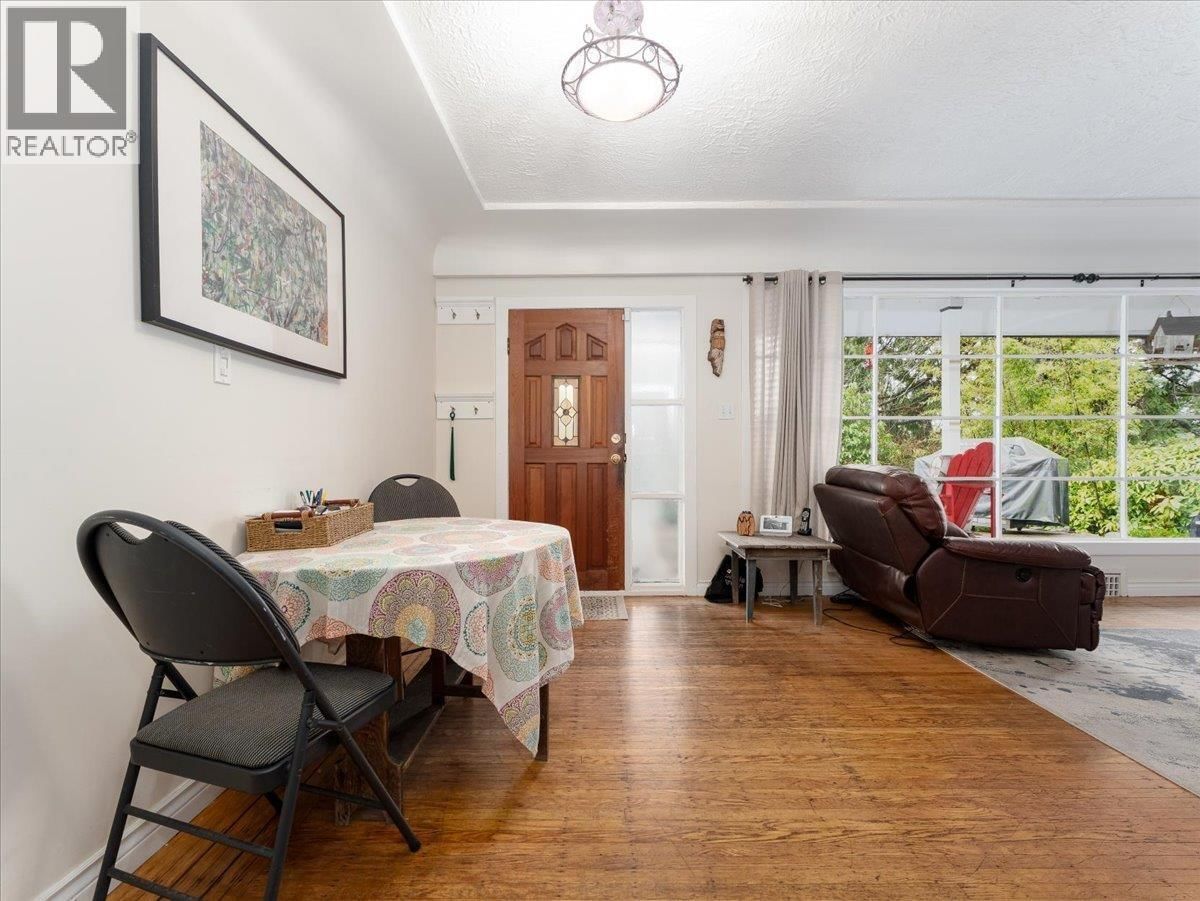 322 25TH STREET Image 6