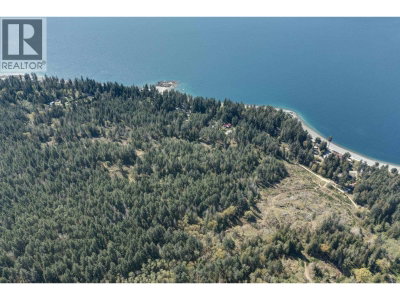 Block B PRIESTLAND Road | Halfmoon Bay British Columbia | Slide Image Fourteen