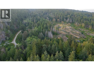 Block B PRIESTLAND Road | Halfmoon Bay British Columbia | Slide Image Fifteen