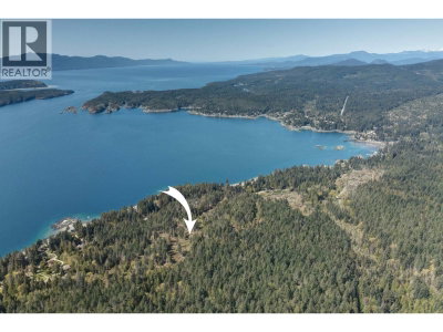 Block B PRIESTLAND Road | Halfmoon Bay British Columbia | Slide Image Eighteen