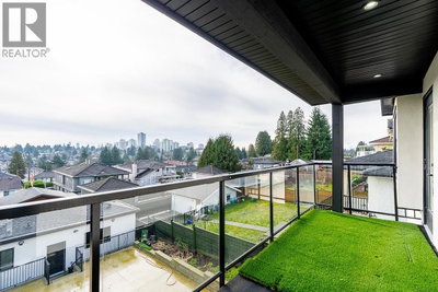 8056 12TH Avenue | Burnaby British Columbia | Slide Image Eighteen