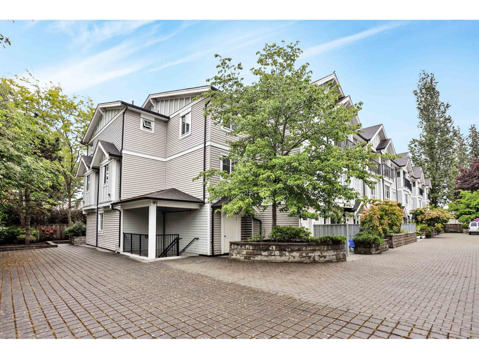 40 - 13239 OLD YALE ROAD Image 4