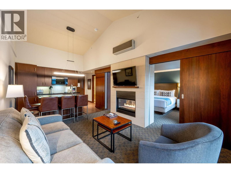 414A - 2020 LONDON Lane, Whistler, V8E0B6 | Image 2