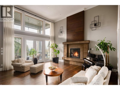 10850 CARMICHAEL Street | Maple Ridge British Columbia | Slide Image Seven