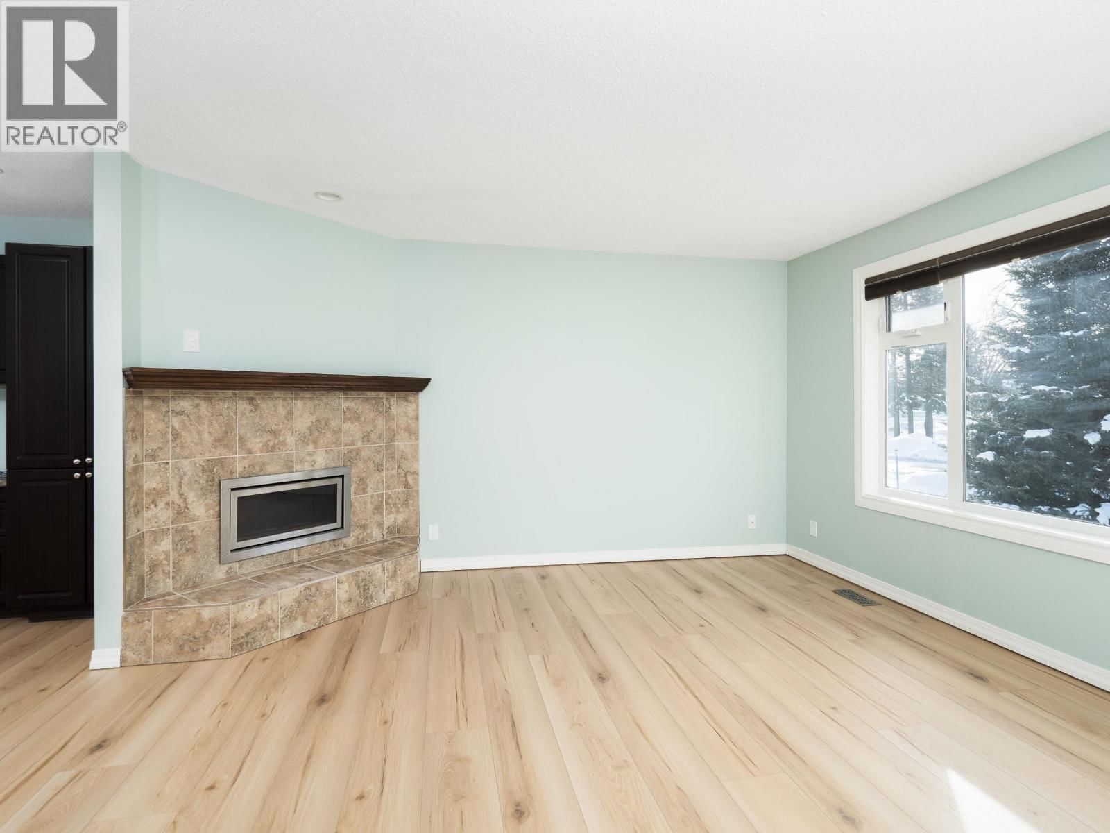 3054 POYNER CRESCENT Image 11