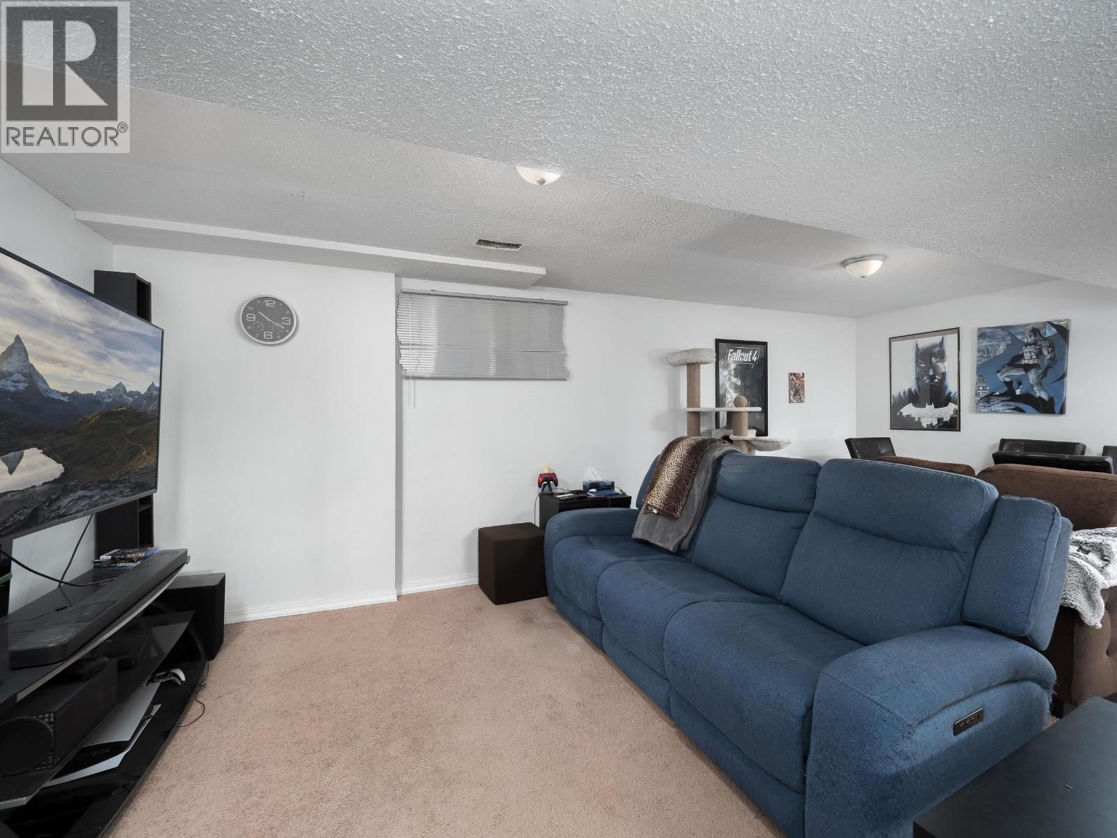 3054 POYNER CRESCENT Image 20